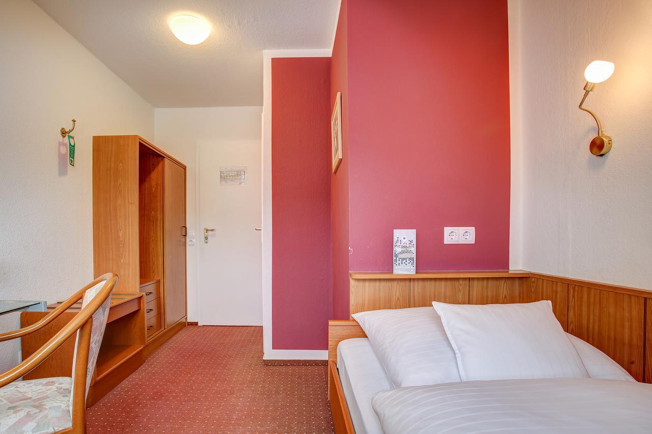 Ina Hotel Consul Kiel Exterior photo