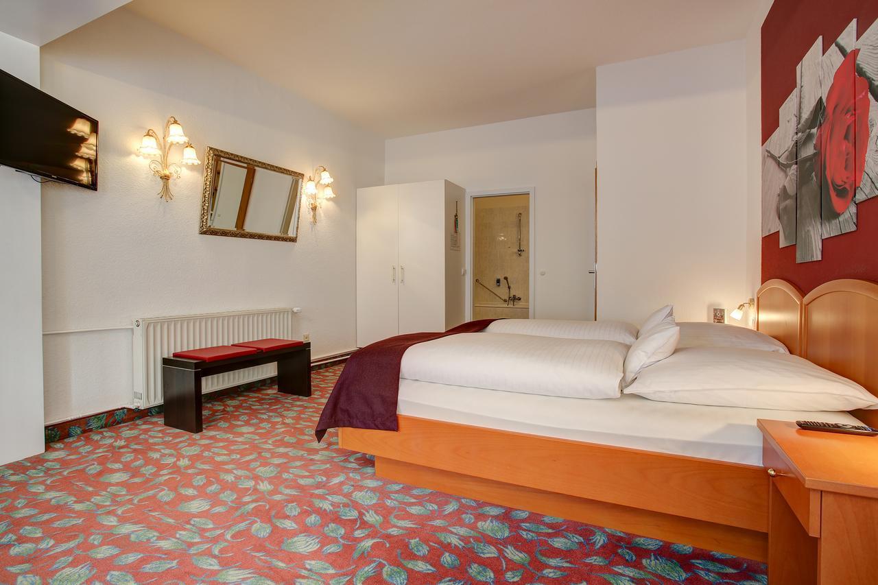 Ina Hotel Consul Kiel Exterior photo